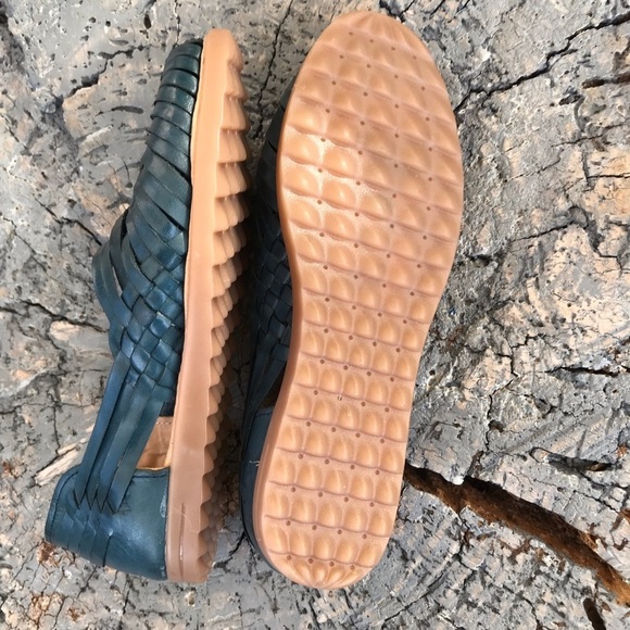 Caramba Harachi Leather Sandals in Midnight Blue - Picture 4 of 10